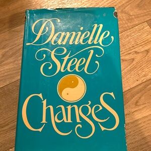 Book Danielle Steel